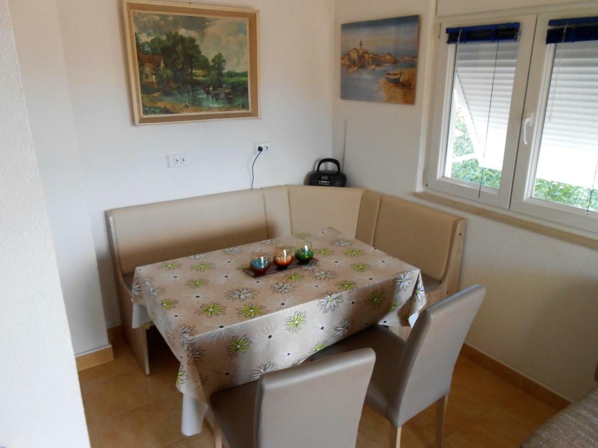Gogi Apartman Donji Okrug  Exterior photo